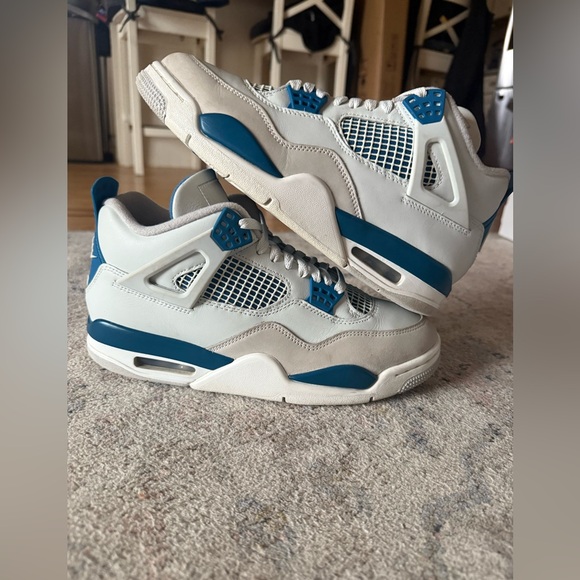 Air Jordan 4 Retro “Military Blue” (2024) OG Box – Size 8.5M / 10W main image 9